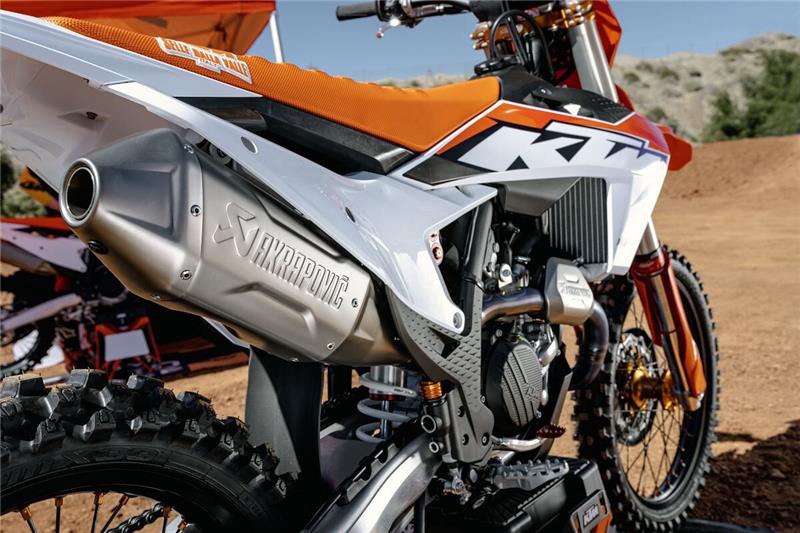 Akrapovic 'Evolution Line'